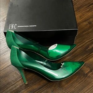 INC International Concepts Women's Green Vinyl Heels Size 10
